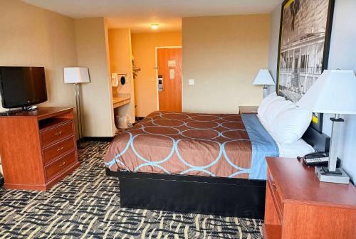 Cozad Hotel | Super 8 by Wyndham Cozad