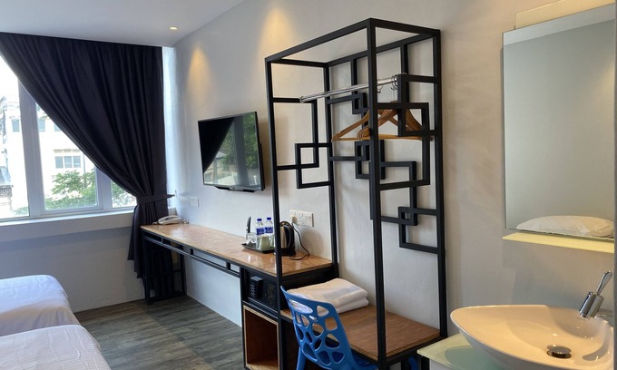 Taman Nyior Setali Hotel | SUPER 8 HOTEL ALOR SETAR