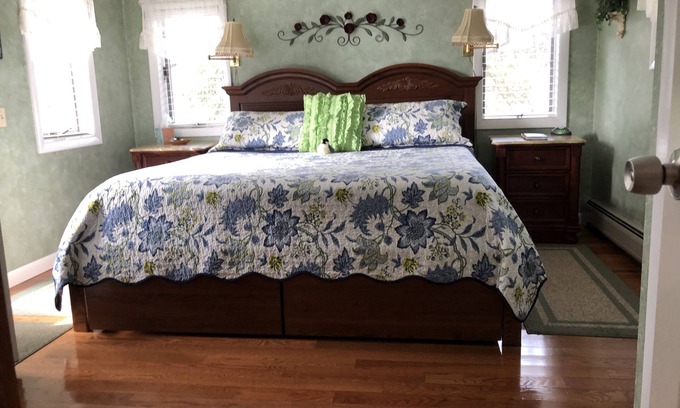 Bar Harbor Apartment | Super Clean, Fully-Equipped Private Suite 1 Mile from Acadia