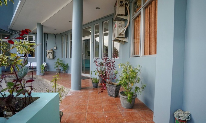Pangkalpinang House | Super OYO 1844 Bravo Residence