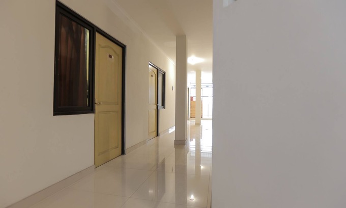 Gandaria-selatan Hotel | Super OYO Capital O 141 Fatmawati Cozy Residence