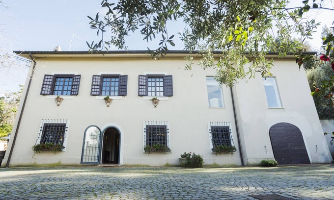 Castelnuovo di Porto Villa | SUPER PRICE FOR YOUR HOLIDAY ! PRIVATE POOL-GARDEN -AIRCond-WIFI