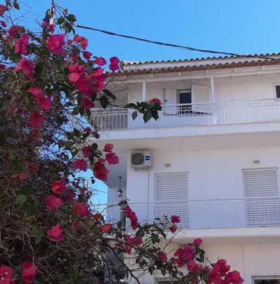 Filiatra House | Super renovated maisonette - Σούπερ ανακαινισμένη μεζονέτα