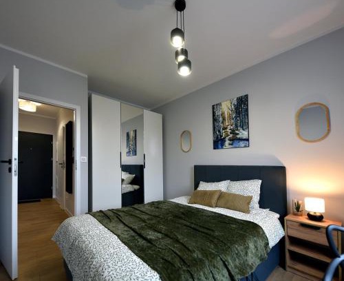 Rzeszow Apartment | SuperApart Prymasa 1000-lecia 6a, Hidden Gem - Ideal for Relaxation & Escapes