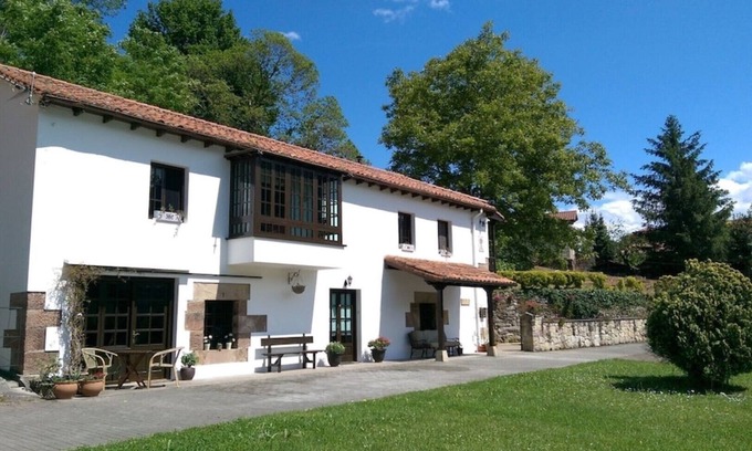 Puente Viesgo House | Superb 3 Bedroom Rural House in the Centre of Historic Puente Viesgo