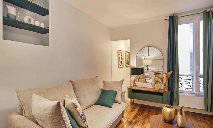 Quartier Saint-Ambroise Apartment | Superb Apartment Le Marais/Place des Vosges