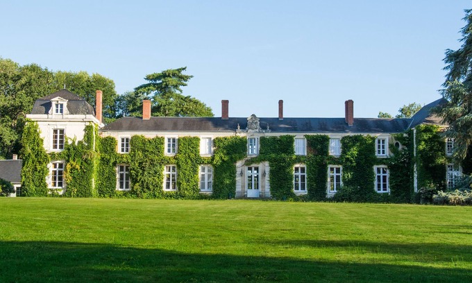 Beaumont-Pied-de-Boeuf Other | Superb castle with pool