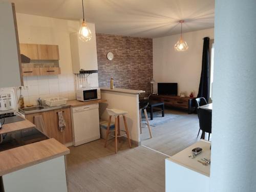 Saint-Georges-de-Mons Apartment | Superbe appartement avec vue sur le Puy de Dôme