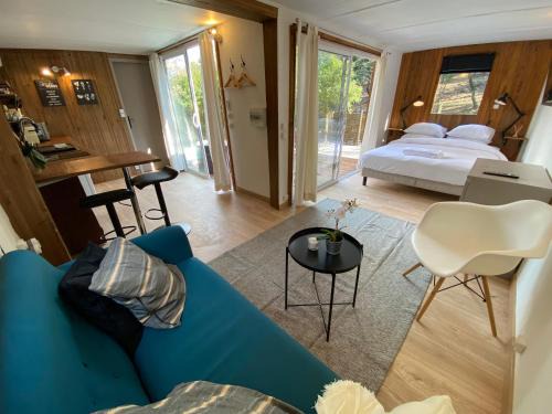 Meyreuil House | Superbe Cabane JACUZZI JARDIN CLIM WIFI PARKING