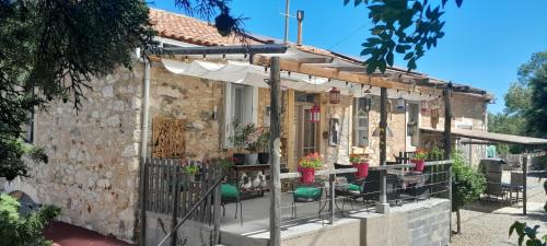 Prades-sur-Vernazobre Bed & Breakfast | Sur la Bonnefooi