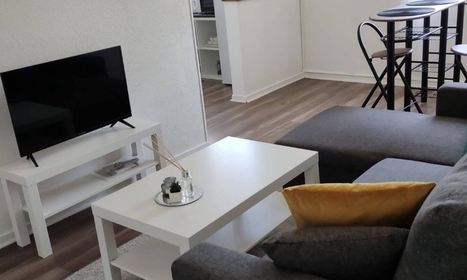 Gien Apartment | Sur les Hauteurs de Gien