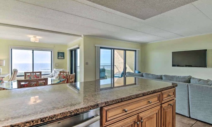 Midtown Ocean City Apartment | Surf's Edge 305 Summa