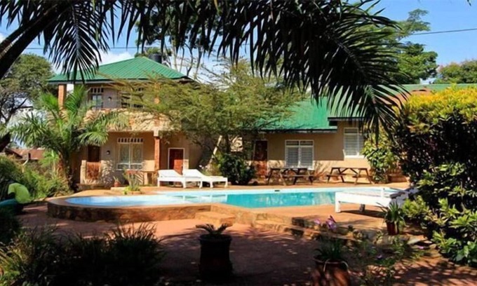 Jinja Hotel | Surjios Guest House