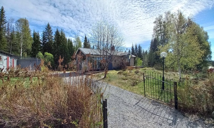 Nyaker House | Surrounded by nature. Come to Bjurholm.