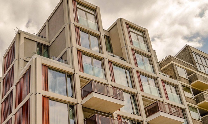 The Hague Center Apartment | Sustainable Stay with Terrace