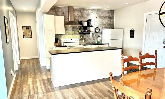 Sutton Apartment | Sutton - Condo Au Coeur du Village
