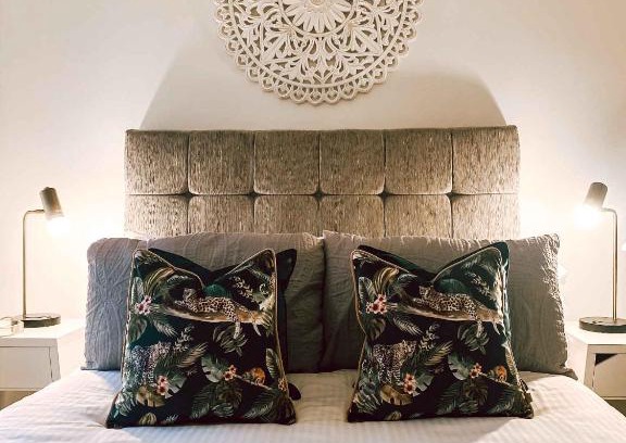 Thatto Heath Cabin | Sutton Heath Lodge