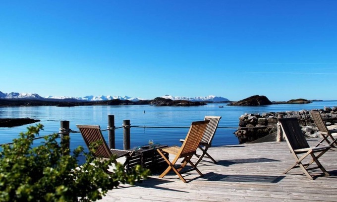 Averoy Municipality House | Sveggvika Guesthouse
