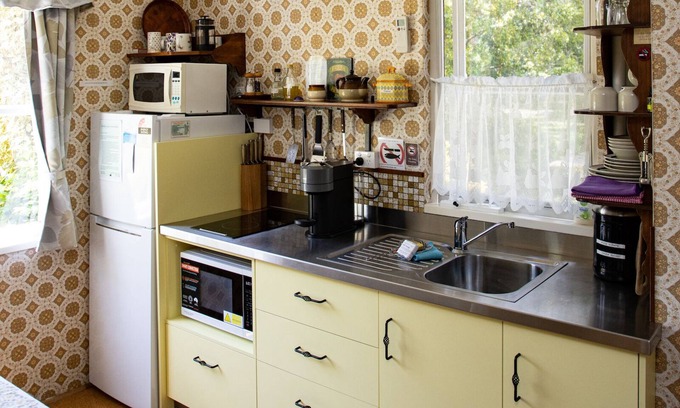 Raymond Island Cottage | Swan Cove Garden Cottage