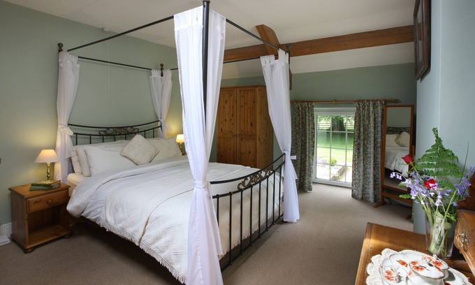 Margam Cottage | Swansea Valley Holiday Cottages