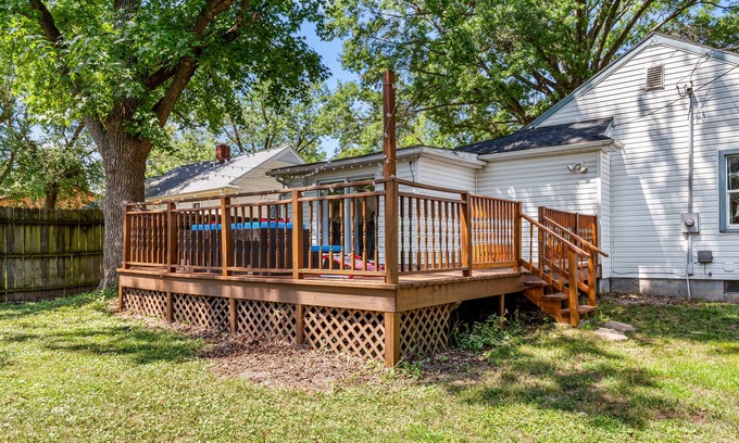 Warrenton House | Sweet Cherry Escape | JZ Vacation Rentals