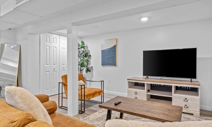 South Burlington Apartment | Sweet & Cozy Studio Apartment