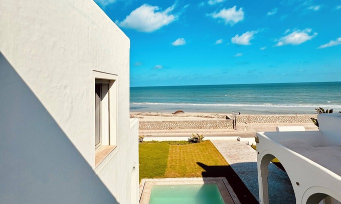 Mezraia House | Sweet escape by the sea