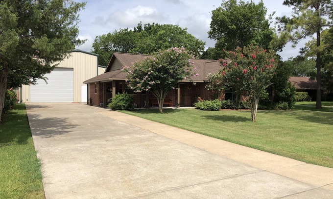Galveston County House | Sweet Home. 3 BD-2.5 BA. Sleeps 6/in between Galveston - Hou. ππΊππΌπ