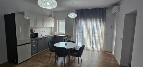Dumbravita Apartment | Sweet Home