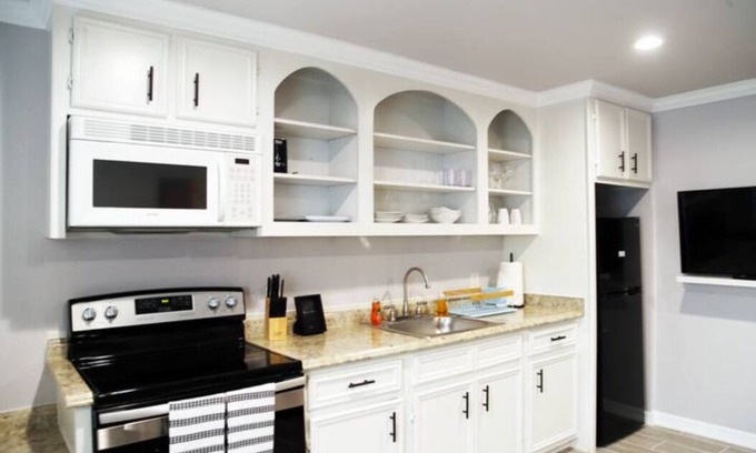 Humble House | Sweet Little House B near IAH airport