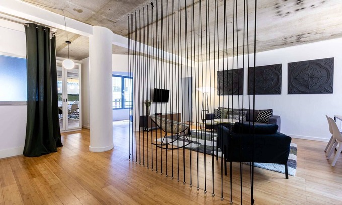Quartier Saint-Georges Apartment | Sweett | Milan I - Two Bedroom Apartment, Sleeps 6