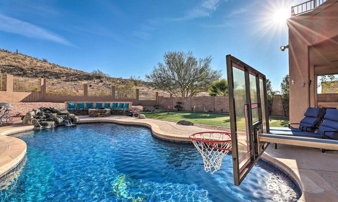 Foothills House | Swim-Putt-Play! 5-BRs of Family Fun | Heated Pool | Pool Table | Foosball | More