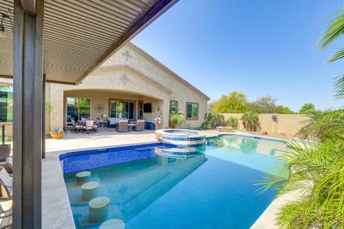 Goodyear House | Swim-Up Bar and Putting Green Goodyear Getaway!