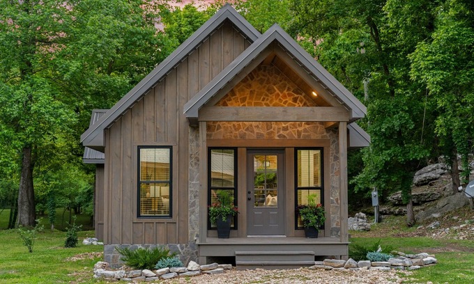 Marshall Cabin | Swimming Hole Buffalo River Hot Tub