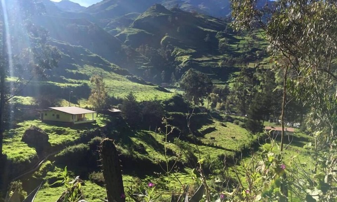 Obrajillo Cottage | Swiss Chalet with Private Kitchen near Lima