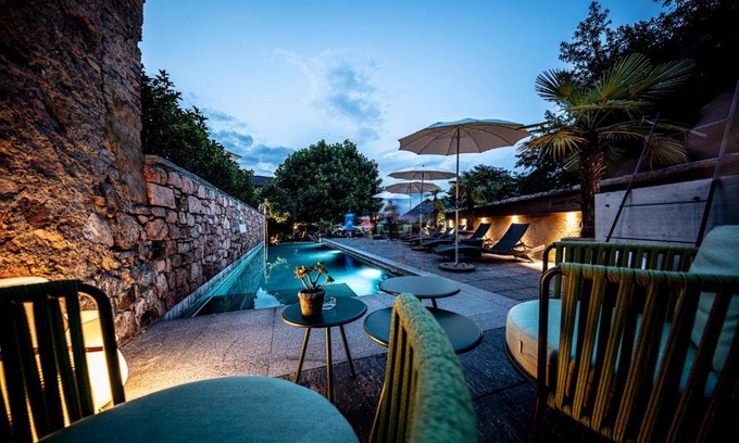 Carona Hotel | Swiss Historic & Garten Hotel Villa Carona