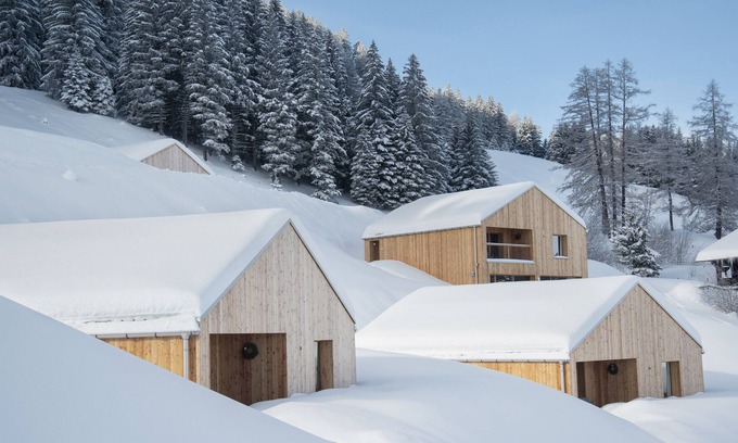 Monthey Hotel | Swisscabin