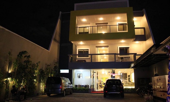 Siwalankerto Hotel | SWK 95 Hotel