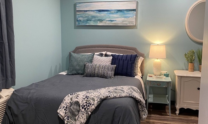 Lewistown Apartment | Sycamore Acres 303 Beachy vibes suite with full kitchen and living room