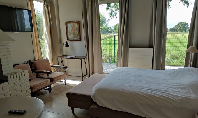 Avelgem Hotel | ' t Bed en tafel