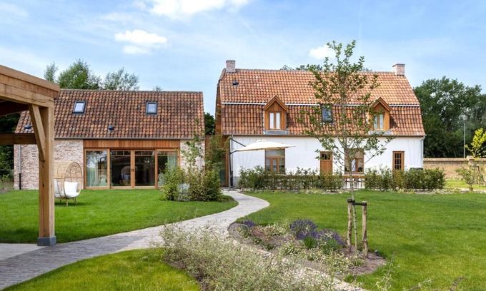 Pollinkhove House | 't Hooiland