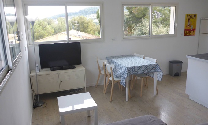La Cadiere-d'Azur House | T2 apartment in recent villa in Cadière d'Azur