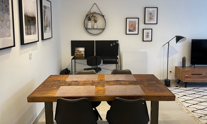 Douvres Apartment | T2 Cosy, Proche Plaine de L'ain
