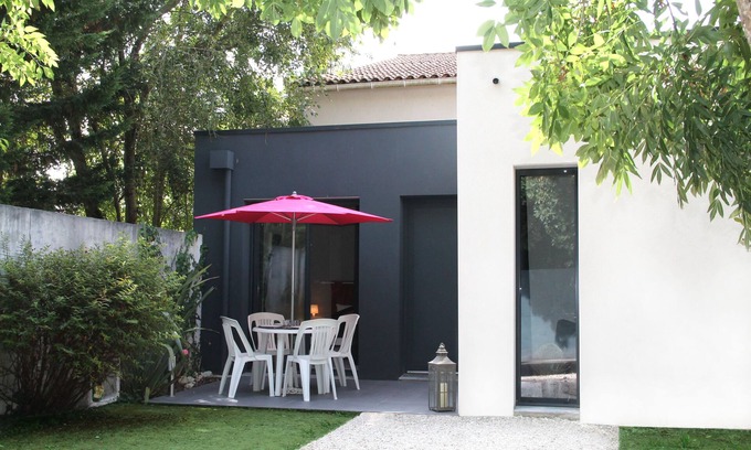 La Rochelle House | T2 * house with terrace in a wooded and very quiet location