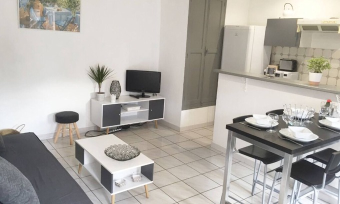 Vedene Apartment | T2 independant + terrace; Vedene, near Avignon