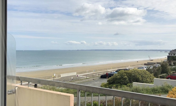 Cotes d'Armor Apartment | T2 vue Mer Bord de Plage