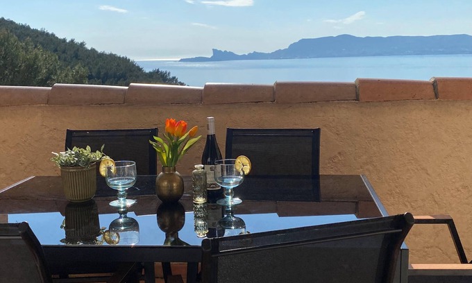 La Madrague Apartment | T3-LES TERRASSES DE LA MADRAGUE-SEA VIEW-PARKING LOT