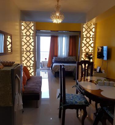 Tagaytay Apartment | Taal Room