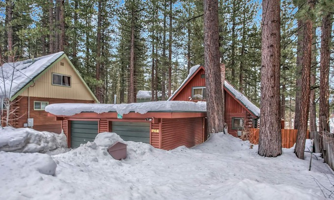 Al Tahoe Cabin | Tahoe Log Cabin-Hot Tub-Seasonal Lease 31 Days +