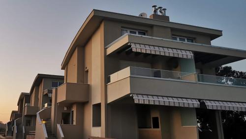 Lefkippos Apartment | Tahtidis 3